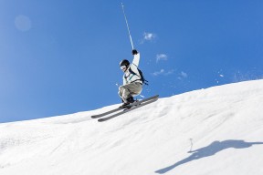 五大联赛防线平均站位深度是否影响反击效率，五大联赛防守最好的联赛