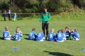 美国队在国际乒联混合团体世界杯中的出色表现与战术布局，美国队乒乓球选手