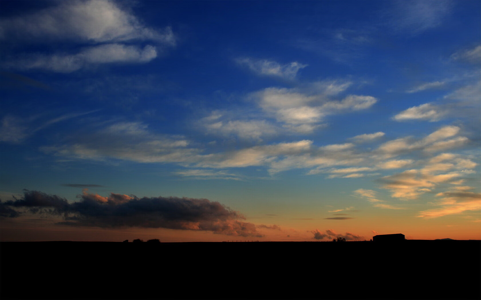 布莱顿高压从中路渗透寻找破门机会，布莱顿视频